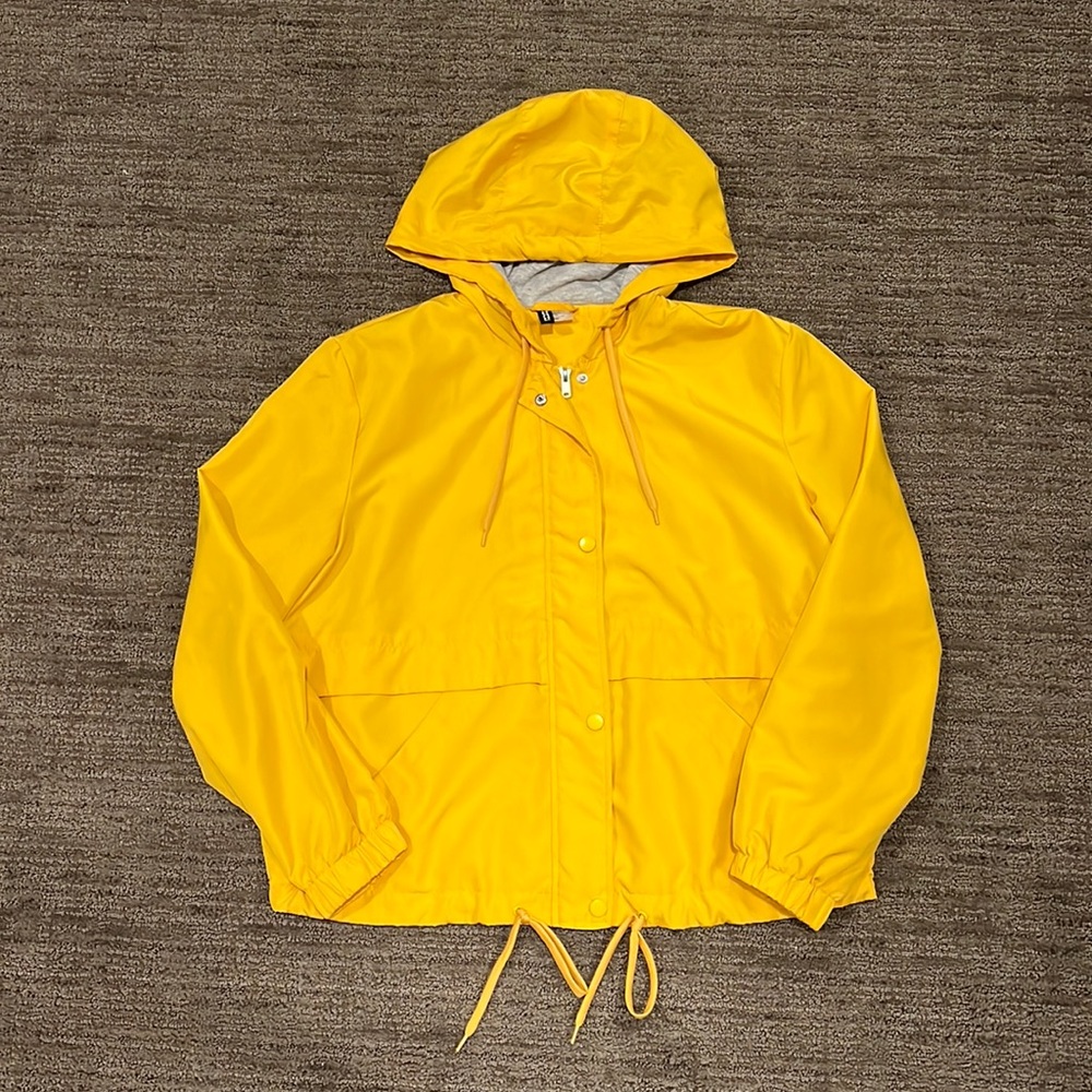 Yellow lightweight jacket